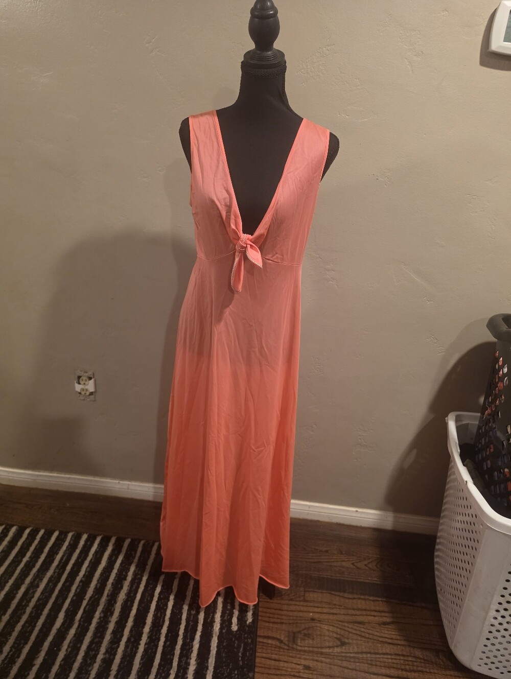60s vassarette Coral Tie-Front Maxi Dress